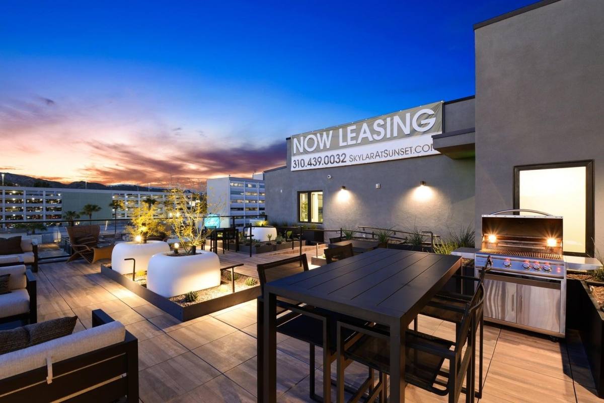Apartment for rent at 1419 N New Hampshire Ave, Los Angeles, CA 90027