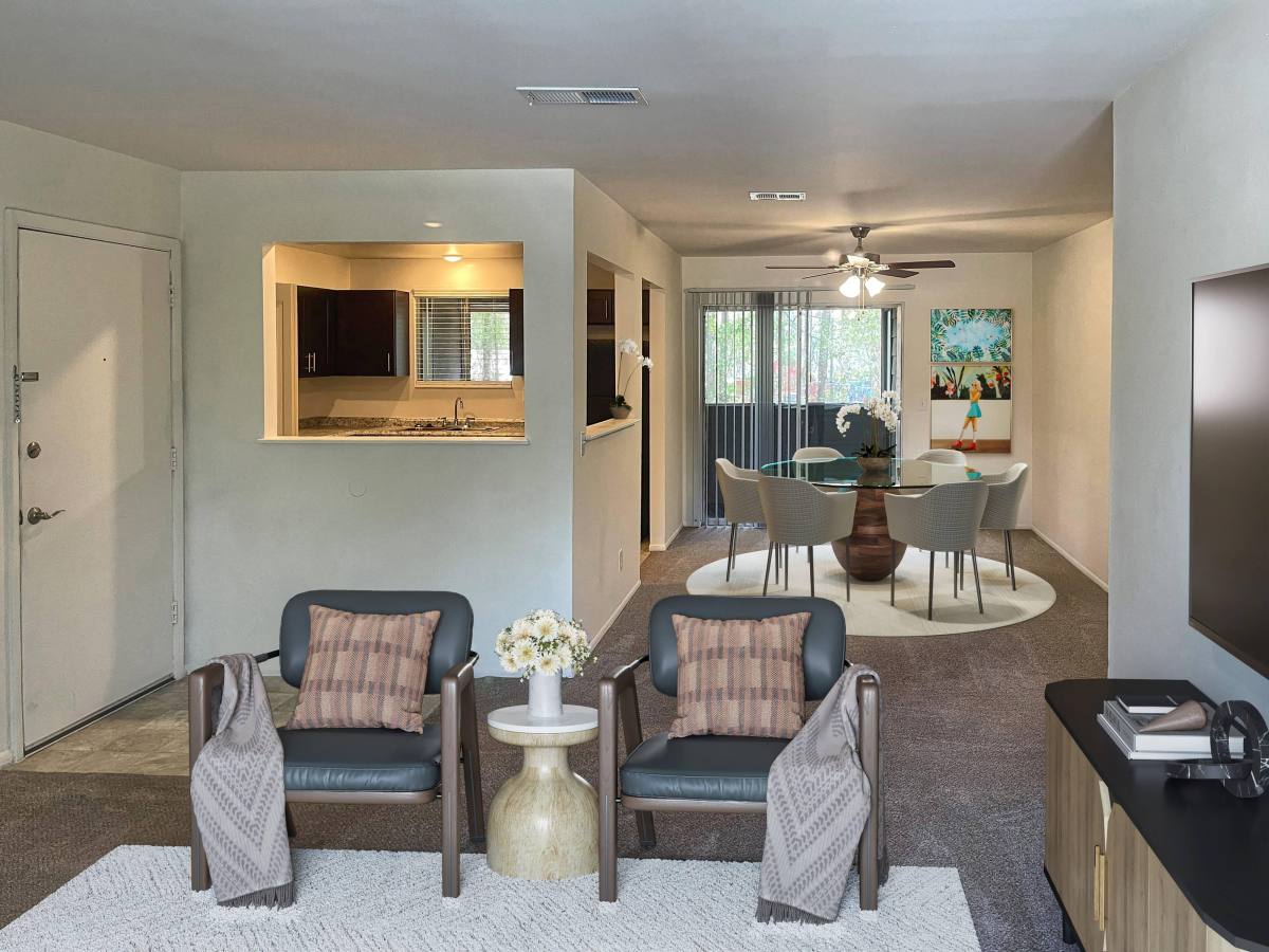 Apartment for rent at Hunters Way Apartment Homes, 10101 Arrowhead Dr, Jacksonville, FL 32257