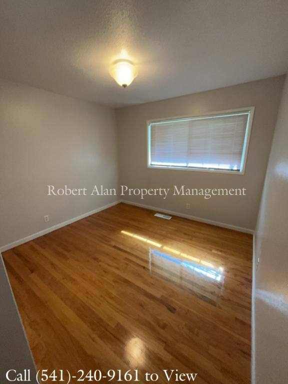House for rent at 724 SW 37th St, Pendleton, OR 97801