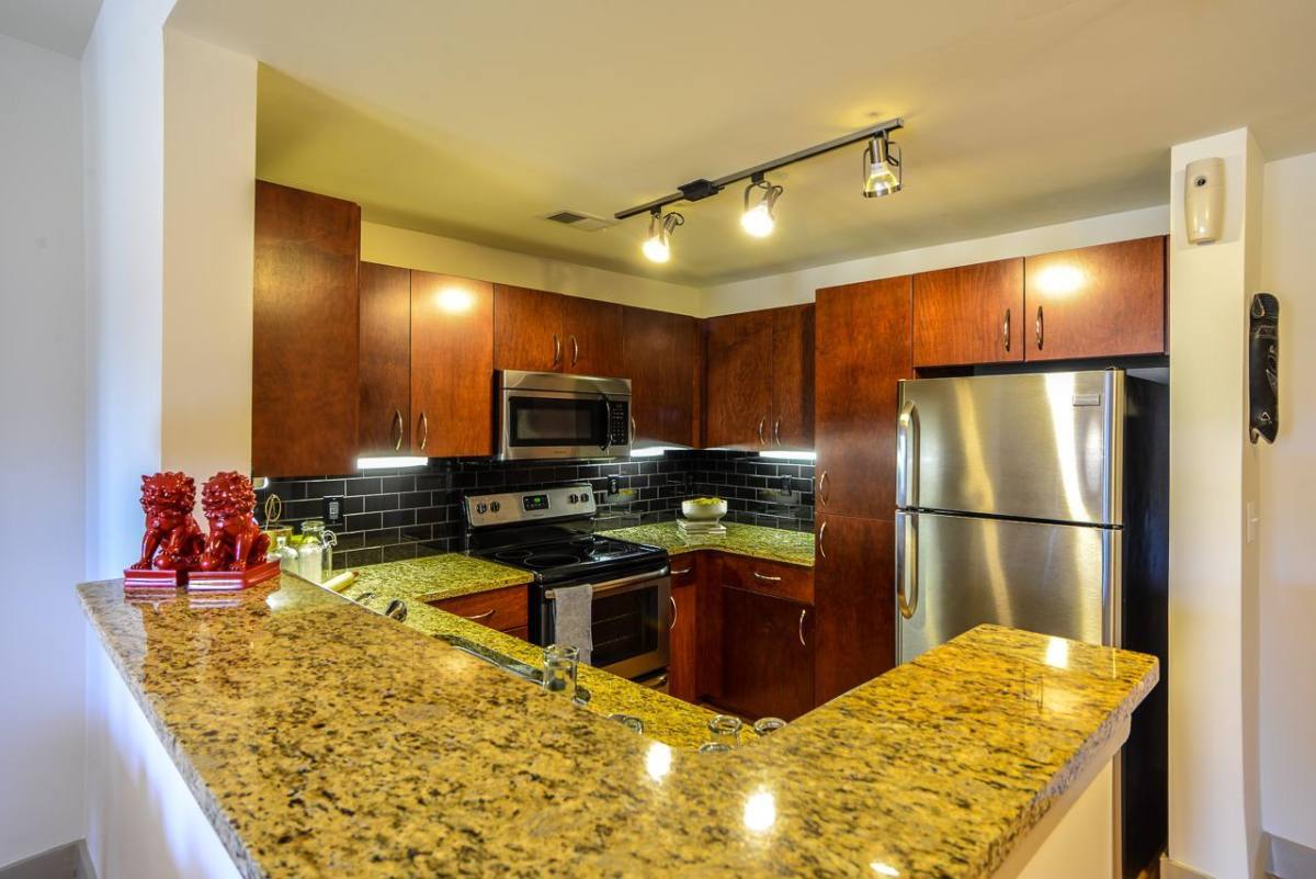 Apartment for rent at 2591 Piedmont Rd NE, Atlanta, GA 30324