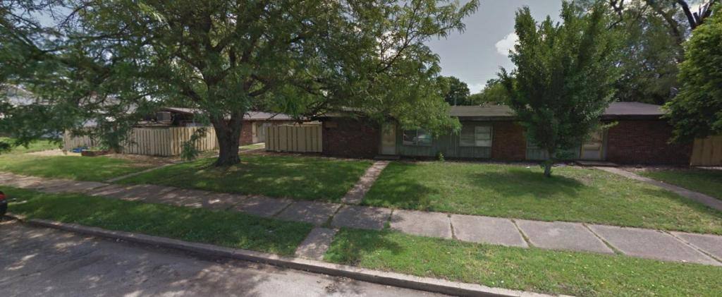 Apartment for rent at 28 S 19th St, Terre Haute, IN 47807