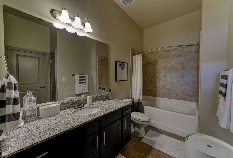 Apartment for rent at 401 Oberlin Rd, Raleigh, NC 27605