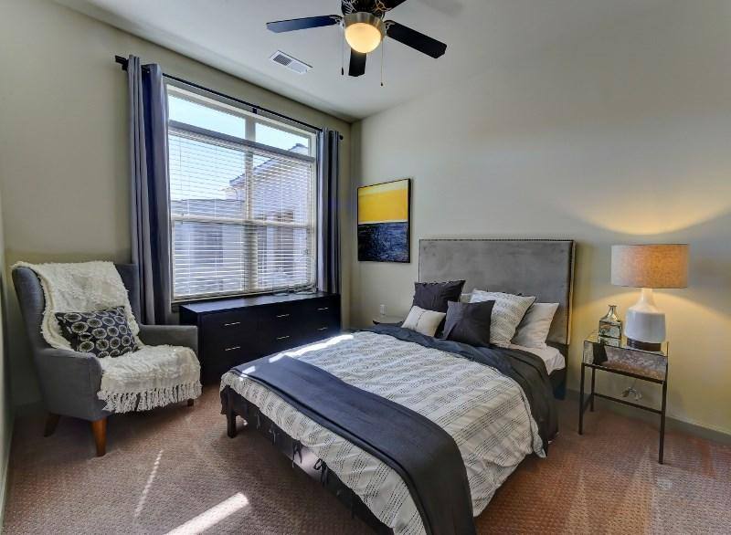 Apartment for rent at 401 Oberlin Rd, Raleigh, NC 27605