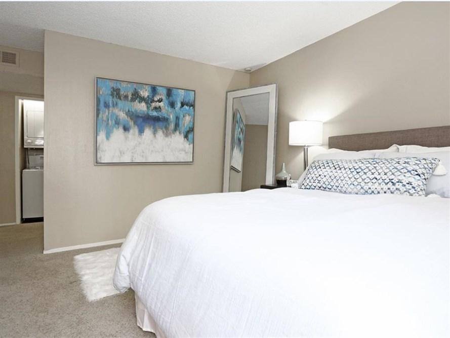 Apartment for rent at Fountains at Point West, 1761 Heritage Lane, Sacramento, CA 95815