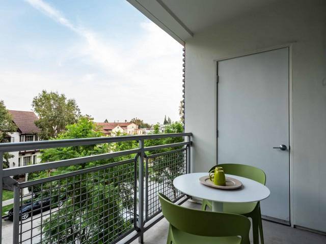 Apartment for rent at Desmond at Wilshire, 5520 Wilshire Blvd, Los Angeles, CA 90036