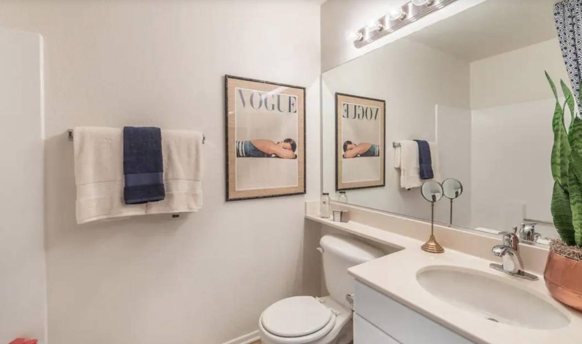 Apartment for rent at Rancho Tierra Apartment Homes, 13202 Myford Rd, Tustin, CA 92782