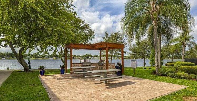Apartment for rent at 3600 W Hillsboro Blvd, Pompano Beach, FL 33073