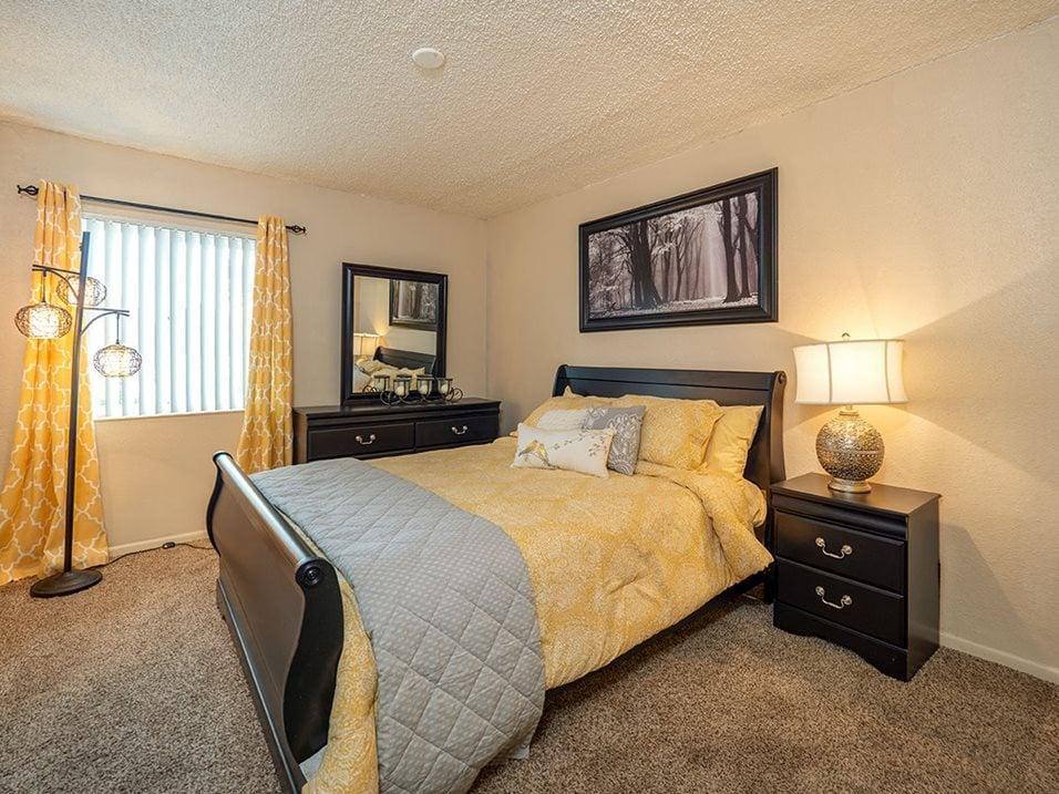 Apartment for rent at The Pearl at Spring Creek Courtyard, 5600 Gibson Blvd SE, Albuquerque, NM 87108