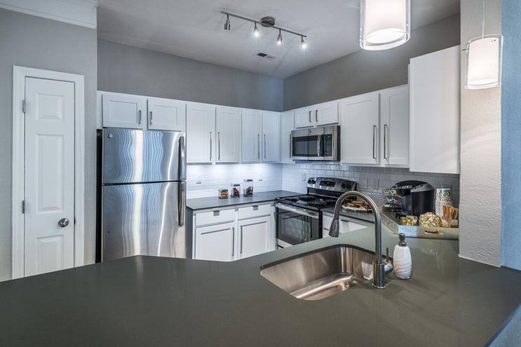 Apartment for rent at Plantation Park at Ballantyne, 14325 Plantation Park Blvd, Charlotte, NC 28277