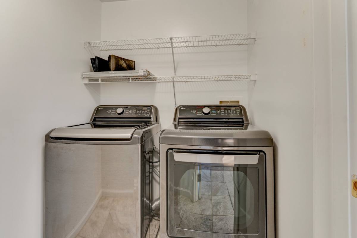 4264 Wheeled Caisson Square, Fairfax, VA 22033 - Townhouse for Rent - Image 8