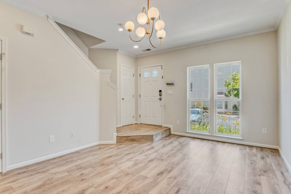Townhouse for rent at 4264 Wheeled Caisson Square, Fairfax, VA 22033