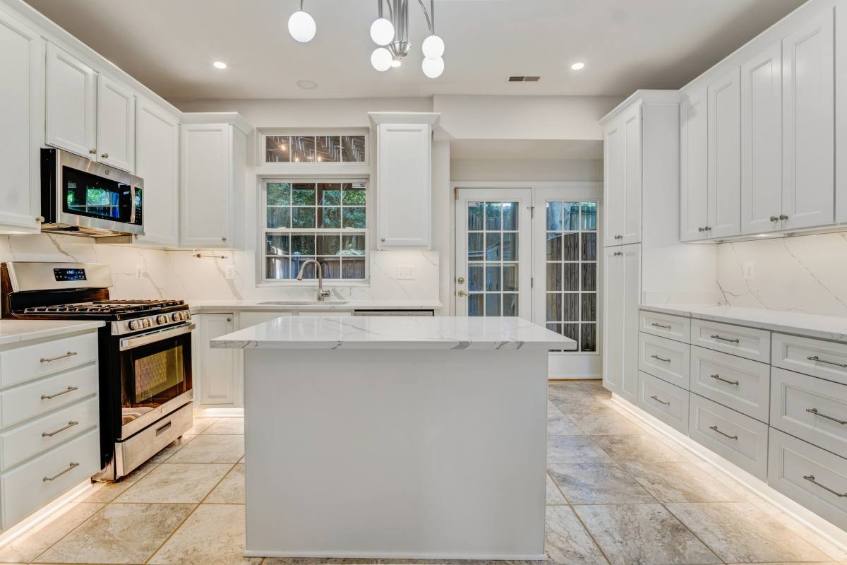 Townhouse for rent at 4264 Wheeled Caisson Square, Fairfax, VA 22033
