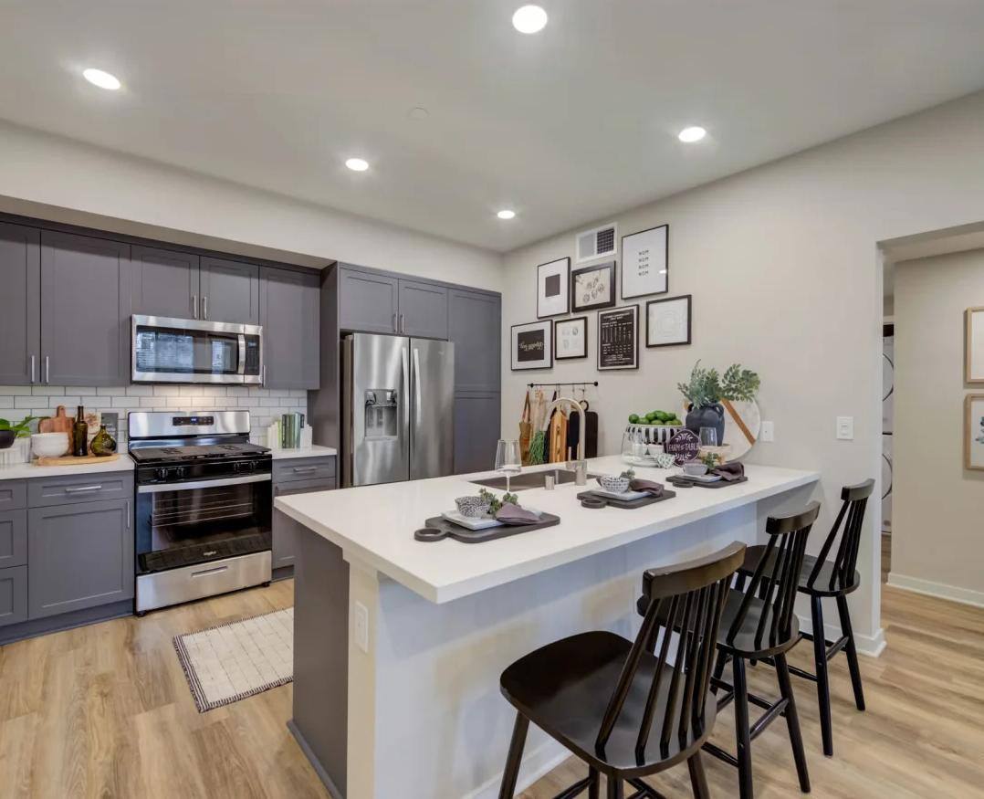 559 E Arnaudo Blvd, Tracy, CA 95391 - Apartment for Rent - Image 4