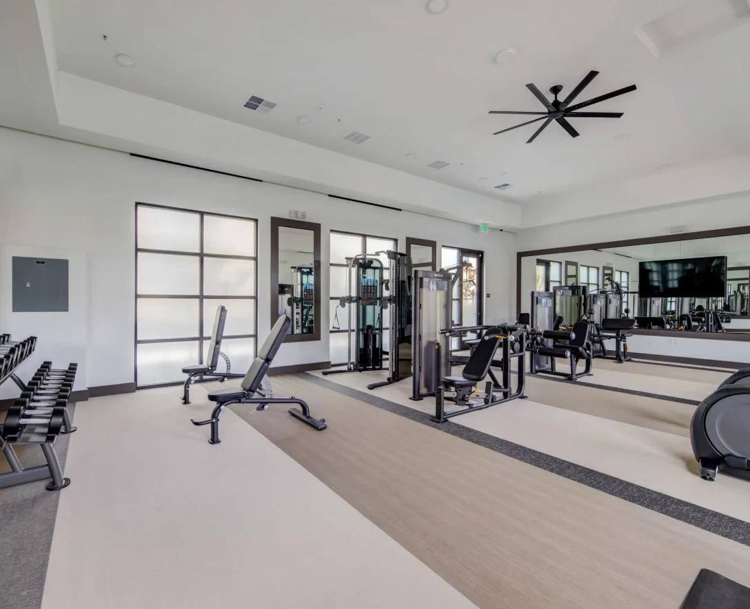 559 E Arnaudo Blvd, Tracy, CA 95391 - Apartment for Rent - Image 2