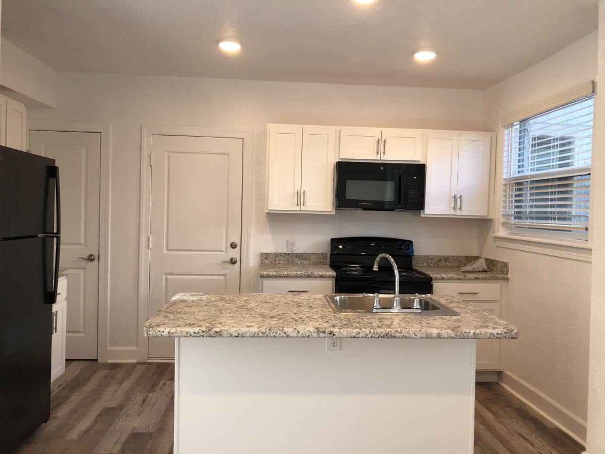 Apartment for rent at Riviera Parkway, 2798 St Johns Ave, Jacksonville, FL 32205