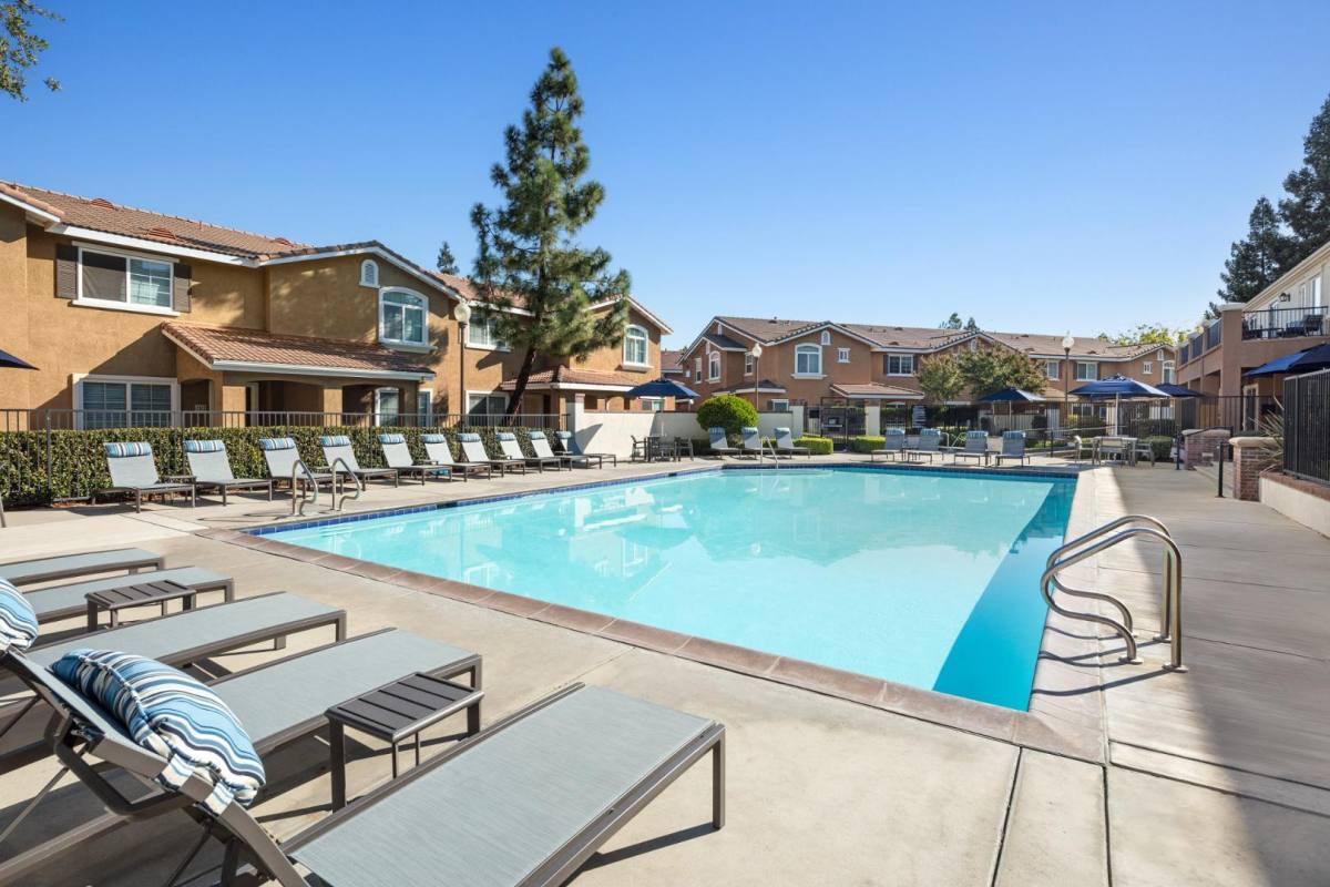 Apartment for rent at Creekside Homecoming, 4800 Kokomo Dr, Sacramento, CA 95835