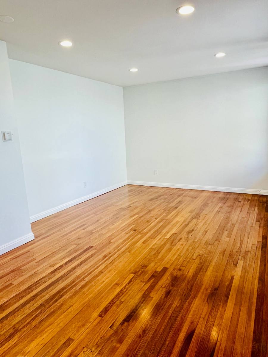 Apartment for rent at 237 Bonair St, La Jolla, CA 92037