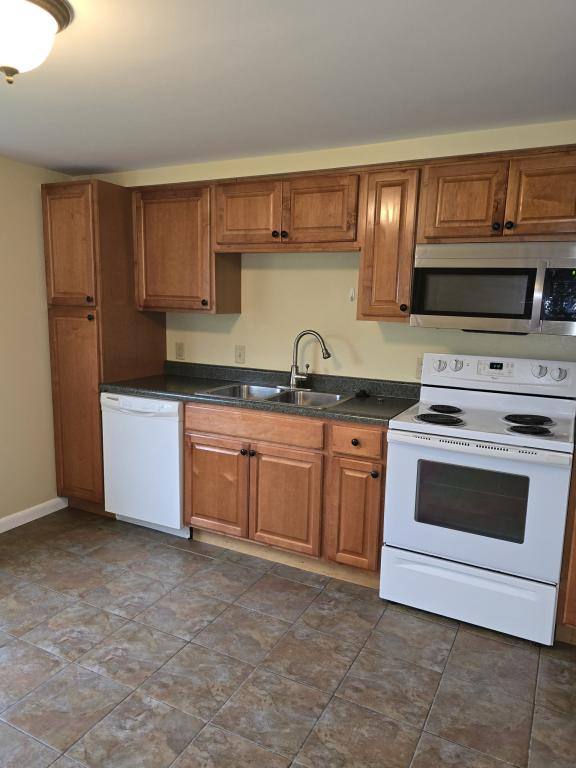 House for rent at 612 Peachview Lane, Duncansville, PA 16635