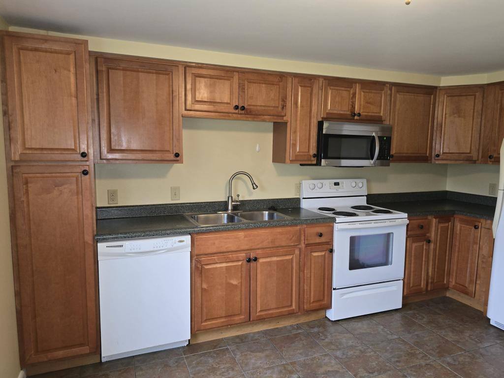 House for rent at 612 Peachview Lane, Duncansville, PA 16635