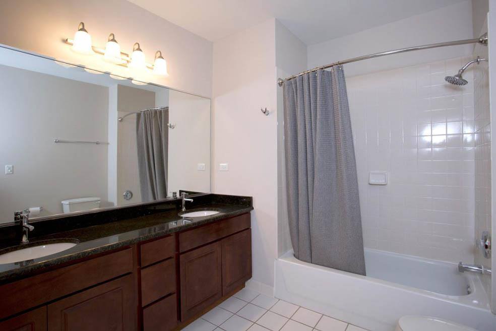 Apartment for rent at 625 Deerfield Rd, Deerfield, IL 60015