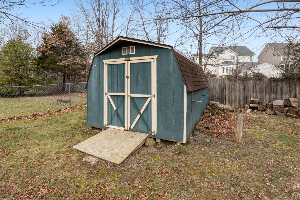 House for rent at 359 Montgomery Circle, Stephens City, VA 22655