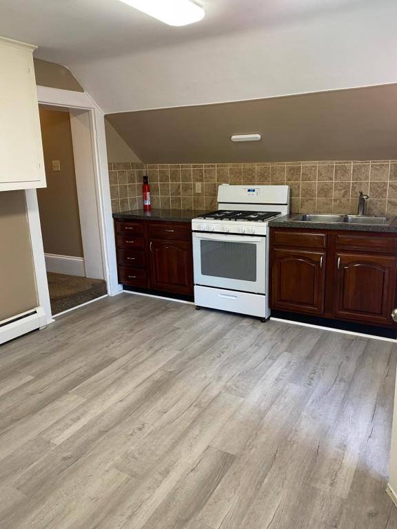 Apartment for rent at 168 S Maple Ave, Kingston, PA 18704