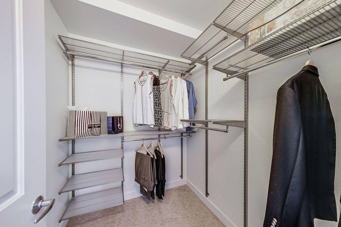 Apartment for rent at 3400 W Stonegate Blvd, Arlington Heights, IL 60005