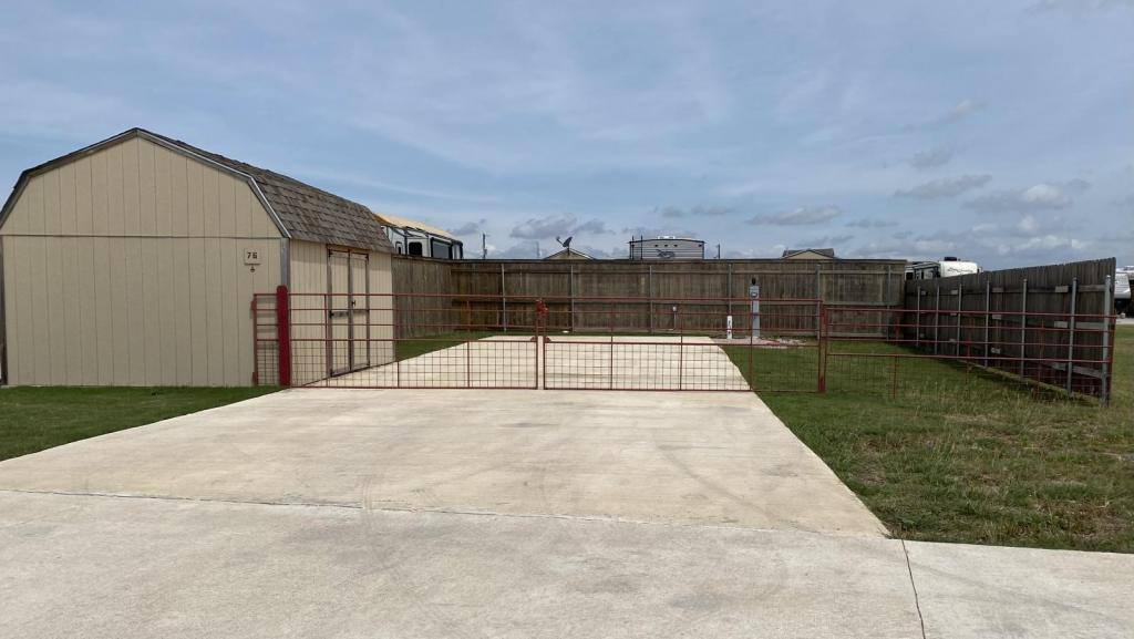 House for rent at 890 US-Highway 183 #76, Florence, TX 76527