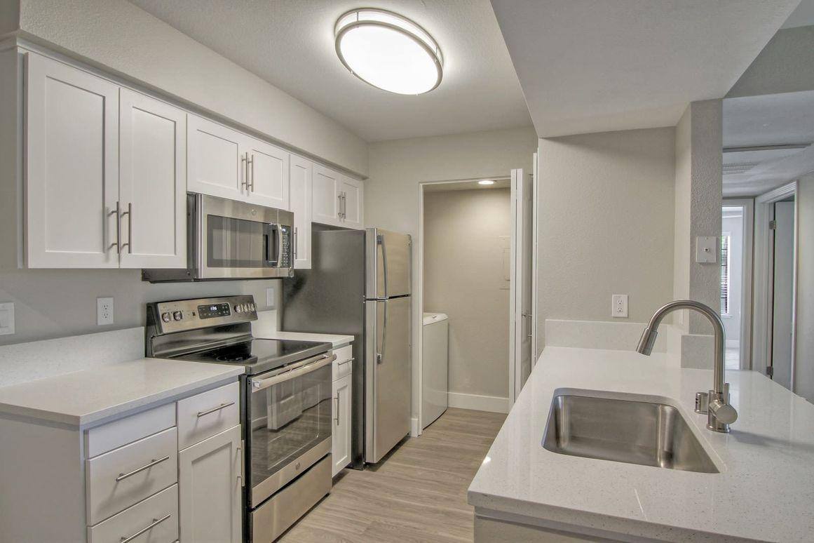 Apartment for rent at Slate Creek, 8800 Sierra College Blvd, Roseville, CA 95661