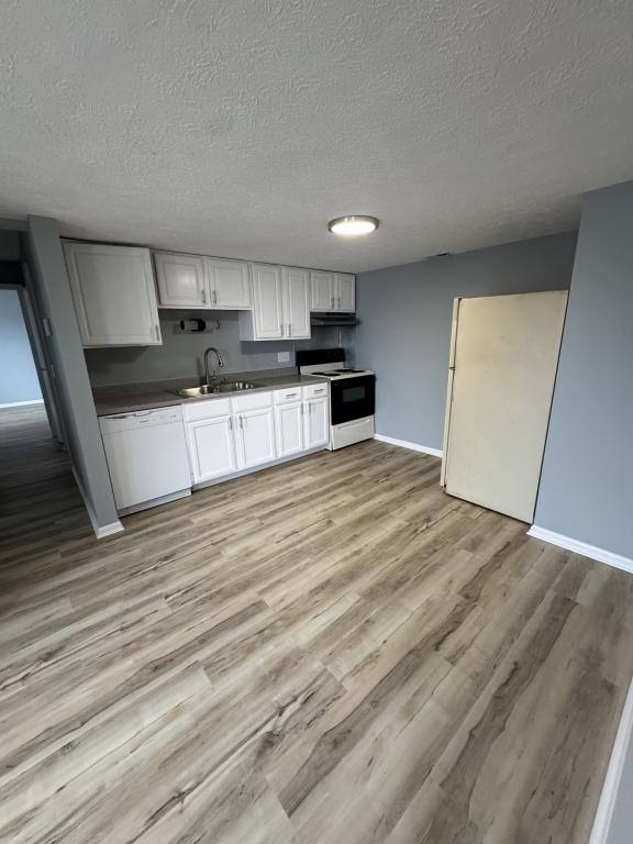 Apartment for rent at 8380 Cottonwood, Cincinnati, OH 45231