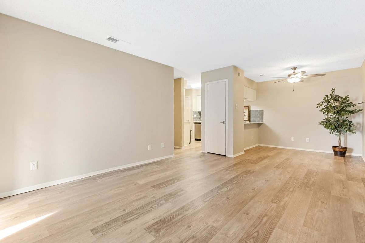 Apartment for rent at Clayton Pointe, 2955 Alouette Dr, Grand Prairie, TX 75052