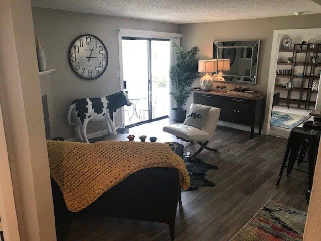 Apartment for rent at Cottonwood Apartment Homes, 2864 Dublin Blvd, Colorado Springs, CO 80918