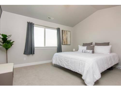 Townhouse for rent at 4328 W Quiet Shade Dr, Herriman, UT 84096