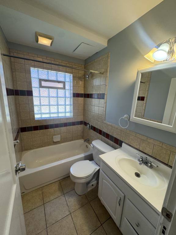 Apartment for rent at 2539 Leslie Ave, Cincinnati, OH 45212