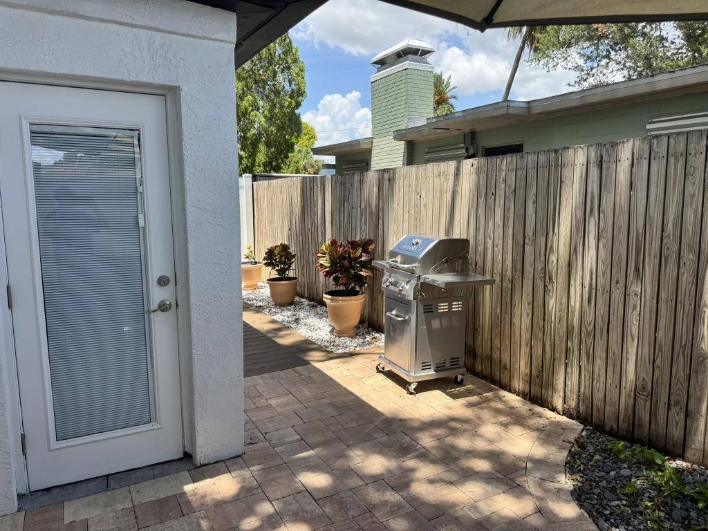 Apartment for rent at 4308 W N A St, Tampa, FL 33609