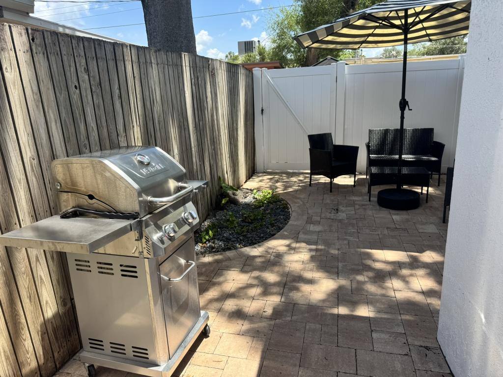 Apartment for rent at 4308 W N A St, Tampa, FL 33609