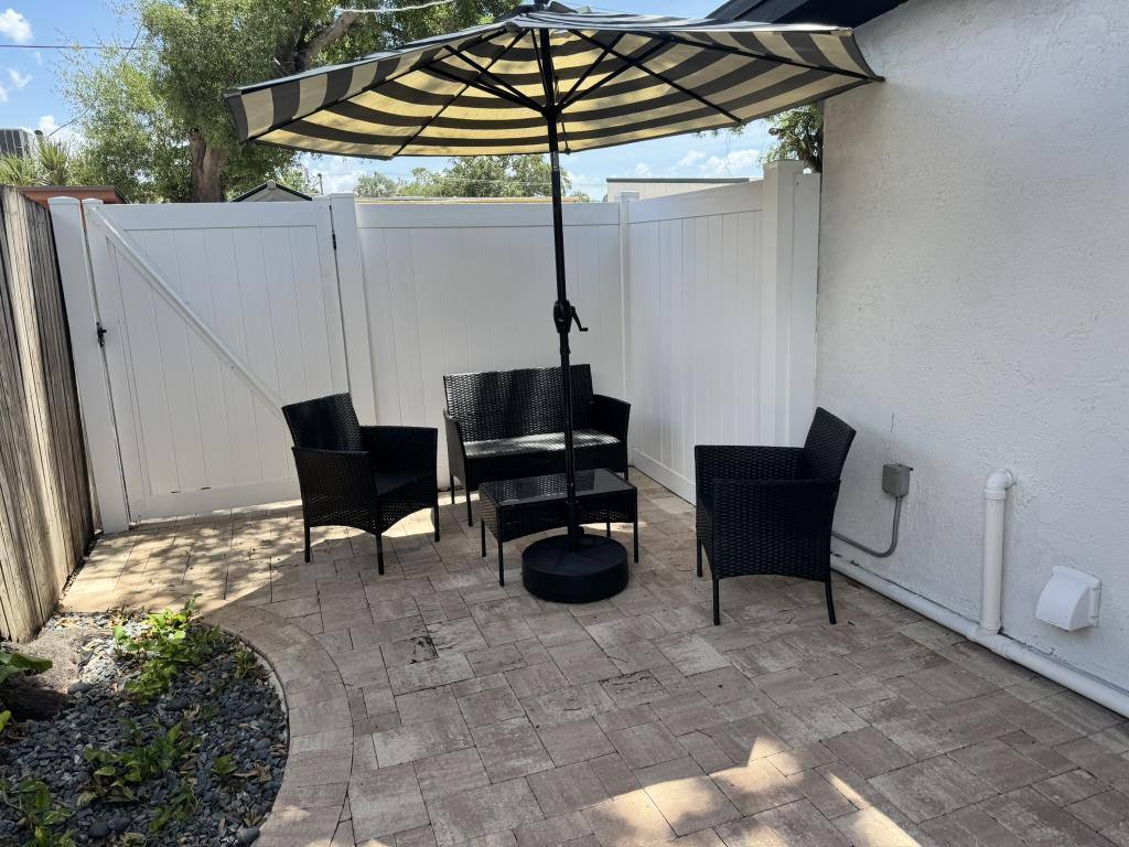 Apartment for rent at 4308 W N A St, Tampa, FL 33609