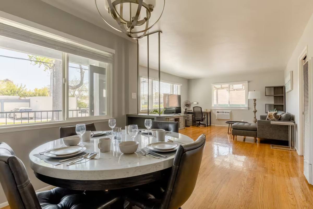 Apartment for rent at 191 E Fillmore St #A, Pasadena, CA 91105