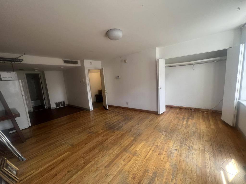 Apartment for rent at 315 S St, Philadelphia, PA 19147
