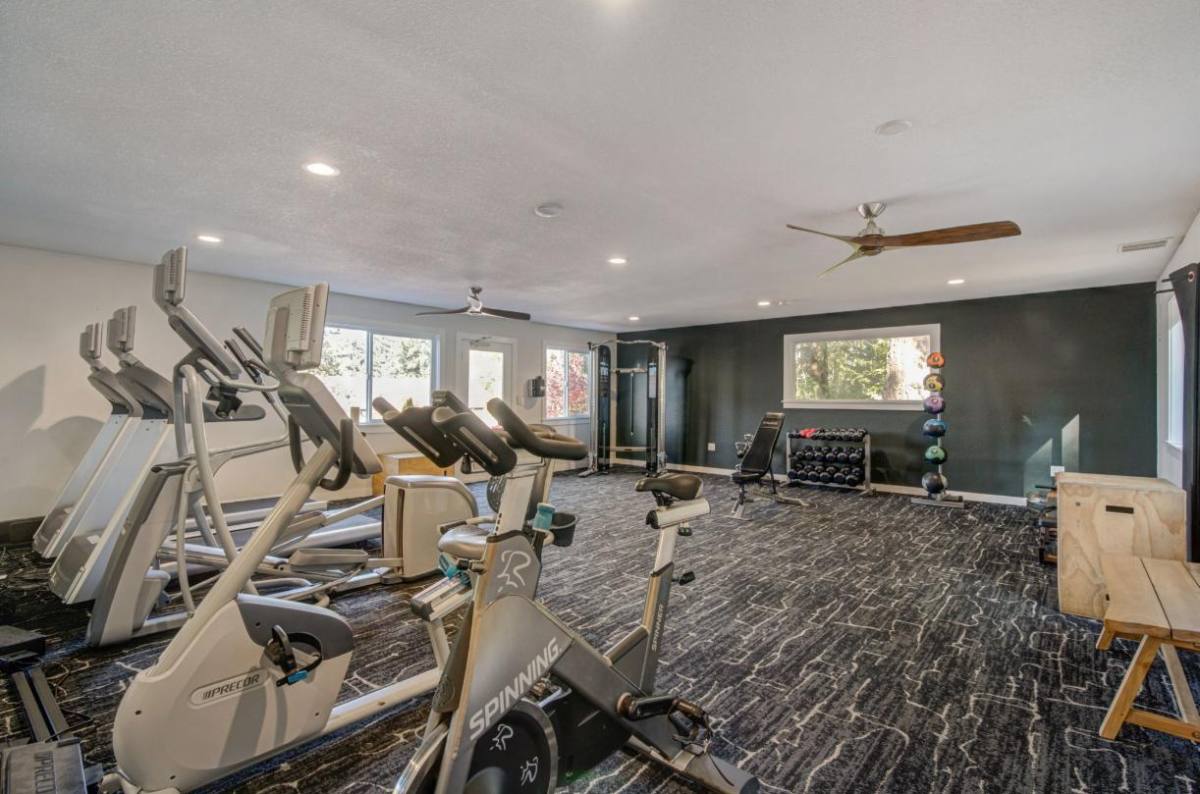 Apartment for rent at 14305 SW Sexton Mountain Dr, Beaverton, OR 97008