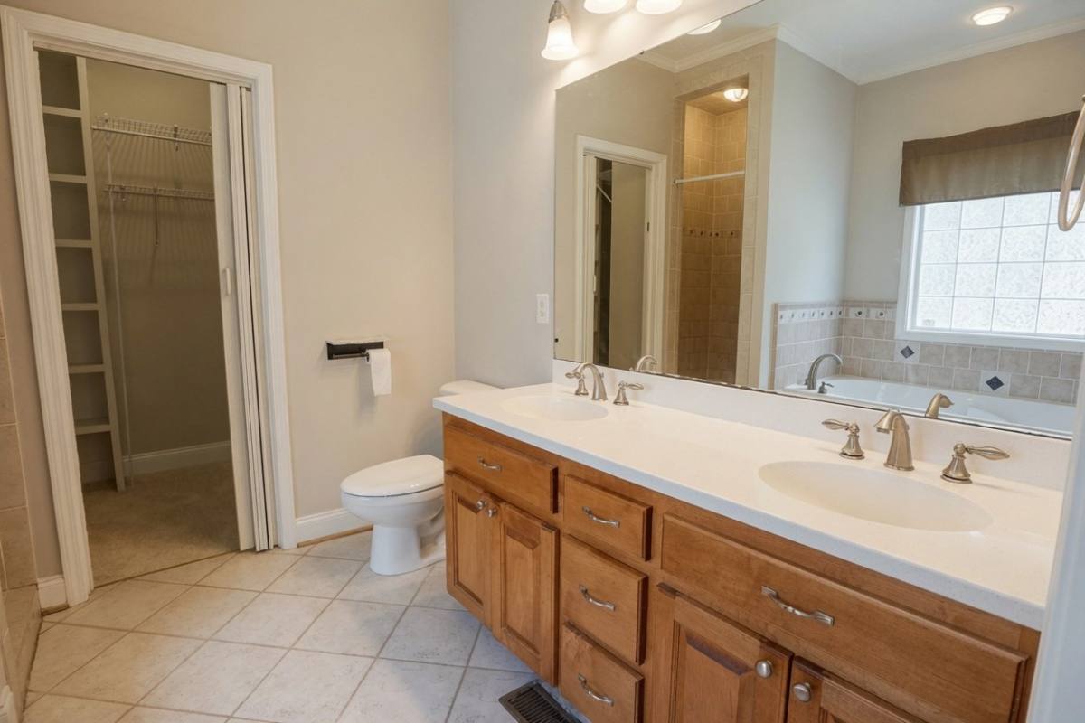 House for rent at 35 Belmont Dr, Camden, SC 29020