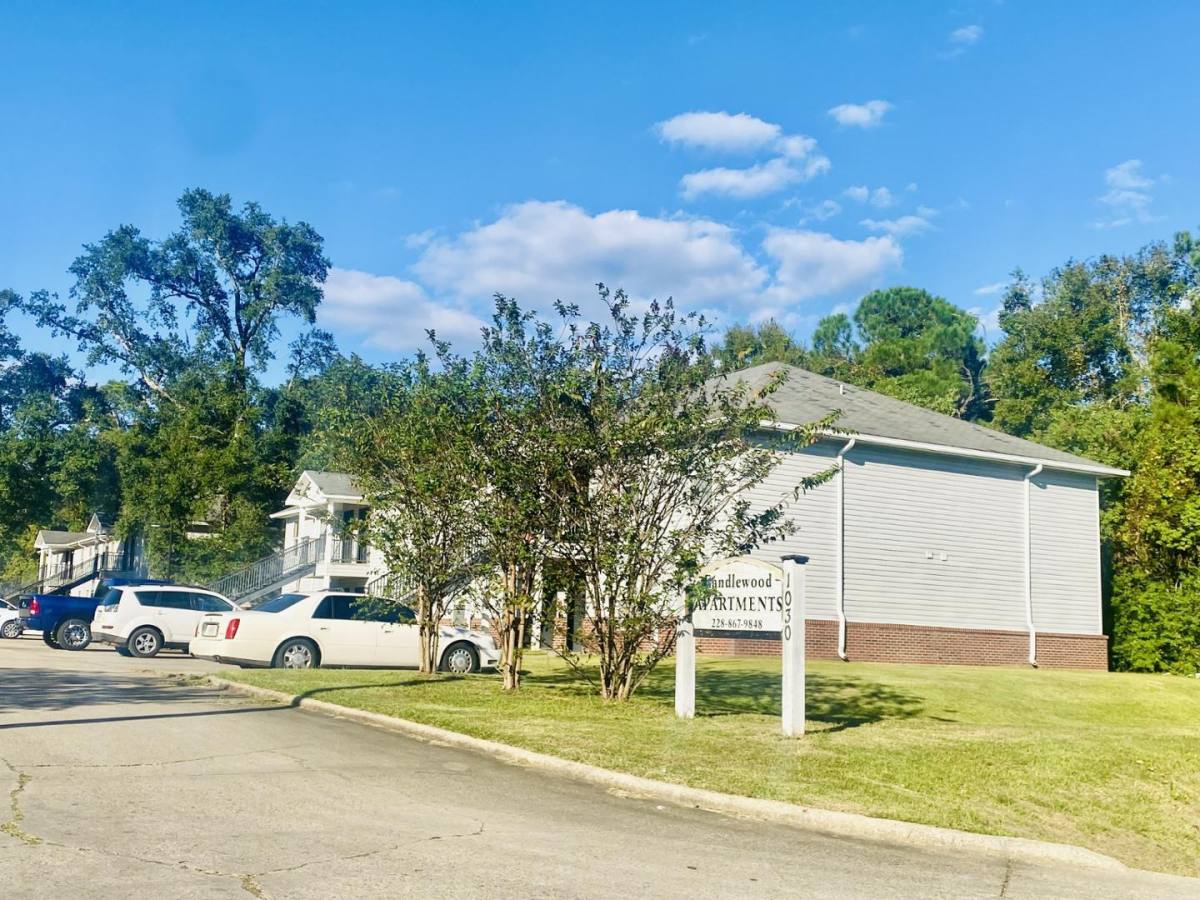 Apartment for rent at 1030 35th St, Gulfport, MS 39501