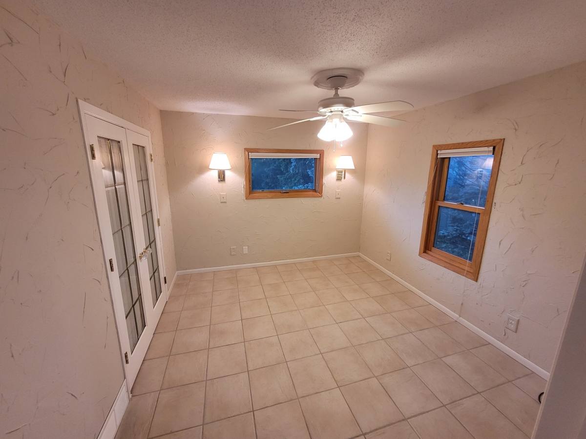 Apartment for rent at 2009 London Rd #200 Upstairs, Duluth, MN 55812
