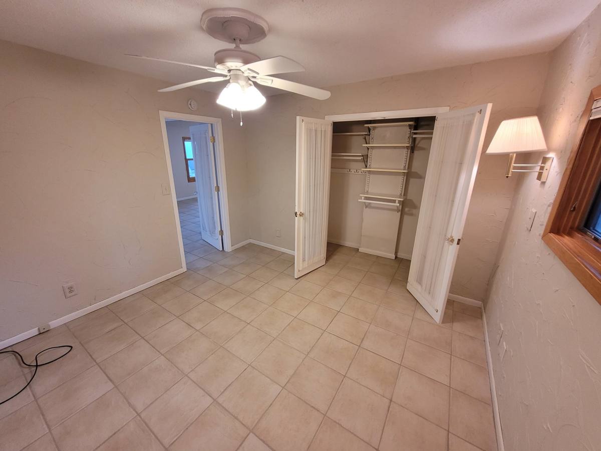 Apartment for rent at 2009 London Rd #200 Upstairs, Duluth, MN 55812