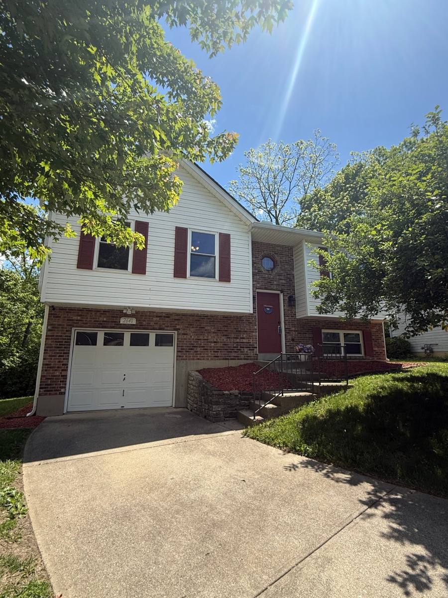 House for rent at 2640 Ridgecrest Lane, Ft Mitchell, KY 41017