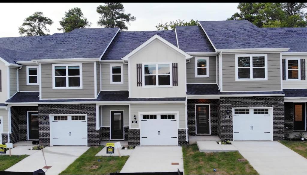 Townhouse for rent at 509 Masters Way, Dickson, TN 37055