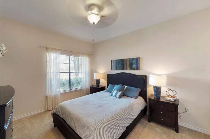 Apartment for rent at Oaks Riverchase Apartment Homes, 777 Fairway Dr, Coppell, TX 75019