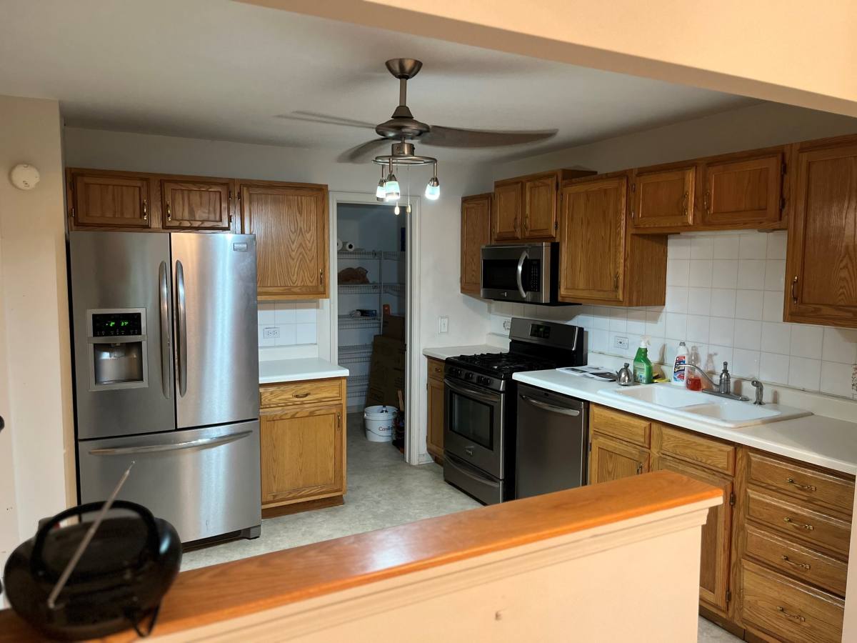 Condo for rent at 1006 Butternut Lane, Mount Prospect, IL 60056