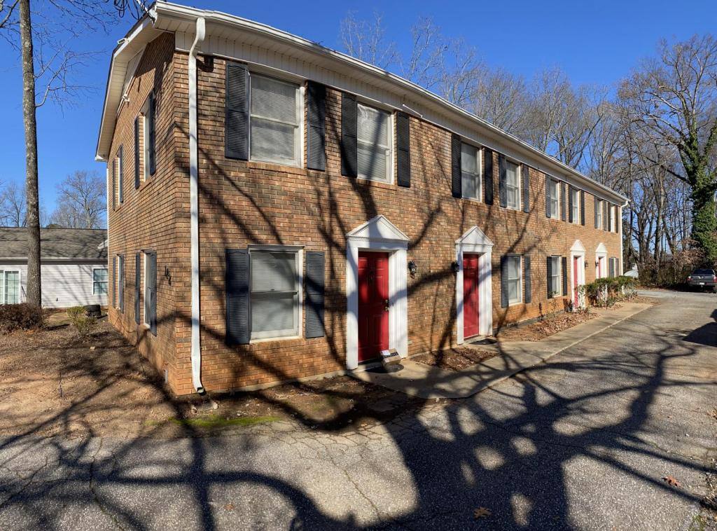 Townhouse for rent at 112 State Rd #7449, Spartanburg, SC 29303