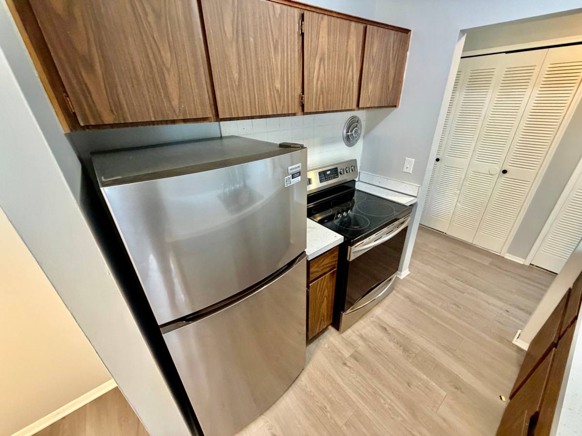 Condo for rent at 21661 Hillside #D1, Clinton Township, MI 48035